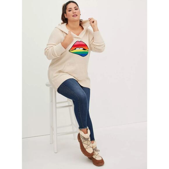 Torrid Women's Beige Raglan Pullover Hoodie Rainbow Lips Sweater Plus Size 3XL - Picture 9 of 9